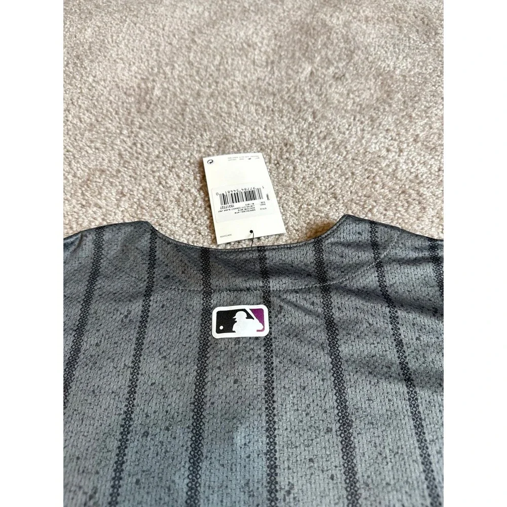 New York Mets Nike NWT City Connect Youth MLB Jersey Size Medium